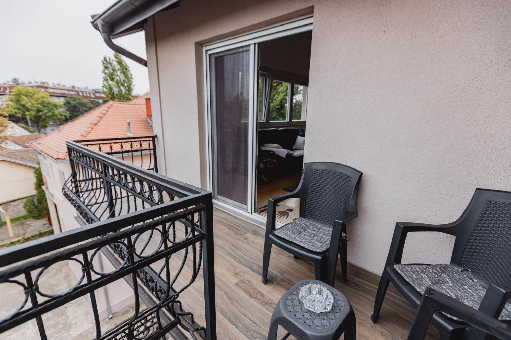 Apartman Kalvarija Belgrade Extérieur photo